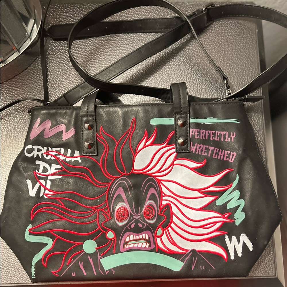 Danielle Nicole Black Graphic Shoulder Bag